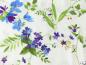 Preview: Patchworkstoff Clothworks aus der Serie Flowershop lila blau filigrane Blüten auf weiß Detailansicht Blüten